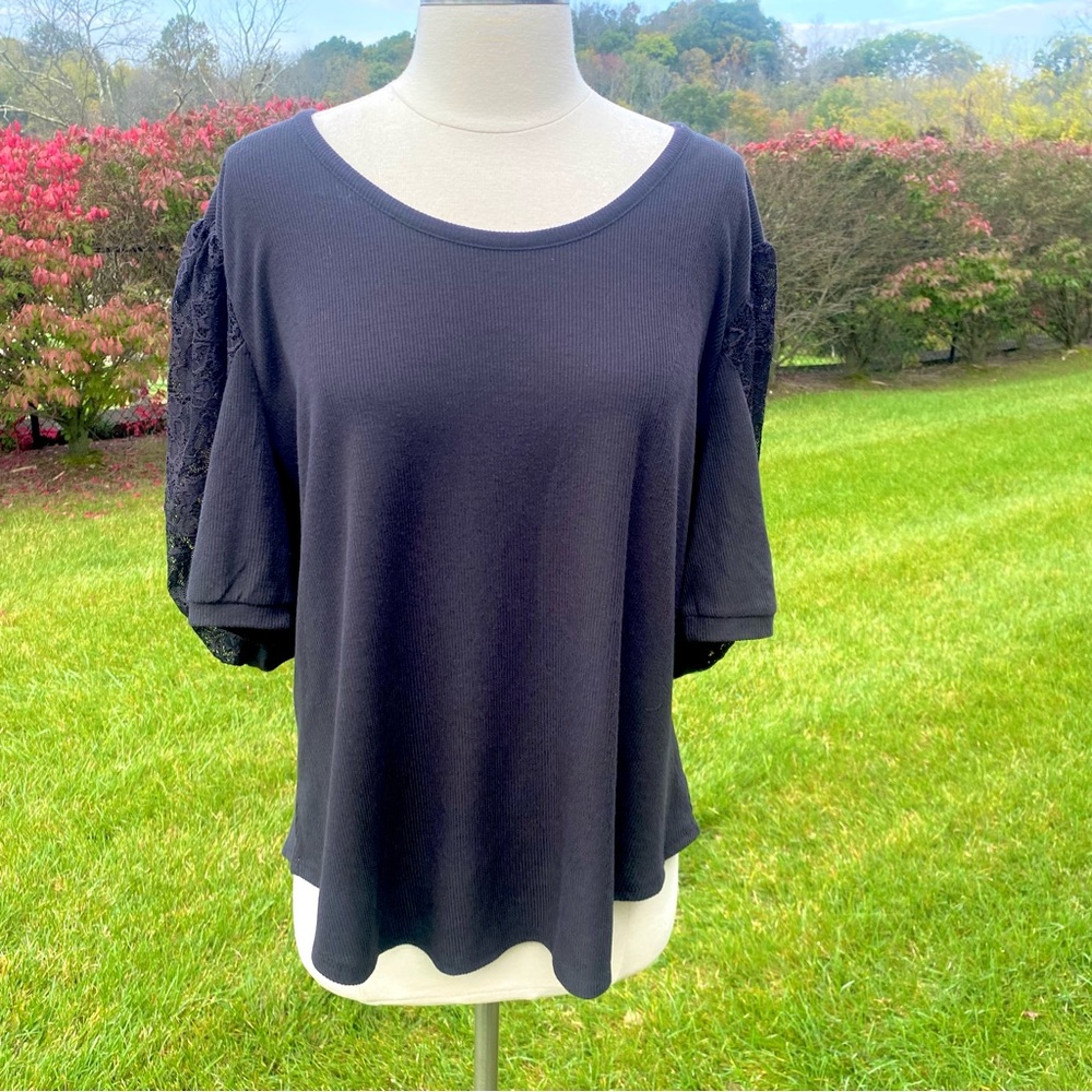 C Est 1946 Black Top Lace Short Sleeves